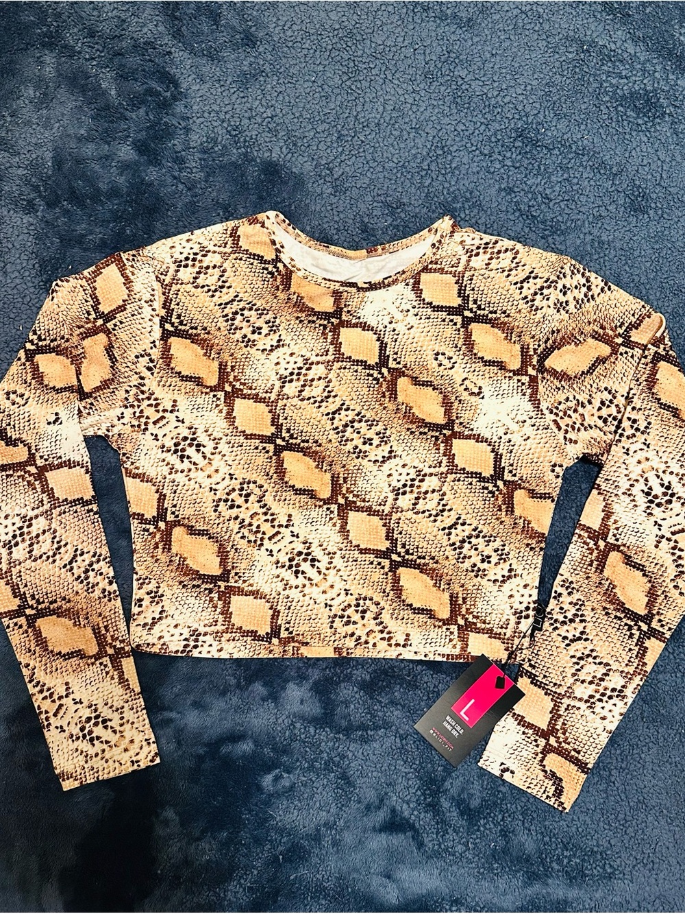 LiCi Fit Snakeskin Print Long Sleeve Crop Top - L
